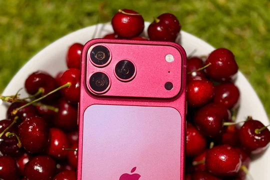 iPhone 18 Pro Max có thể chạm mốc 1.399 USD: Giải mã áp lực chi phí và toan tính của Apple