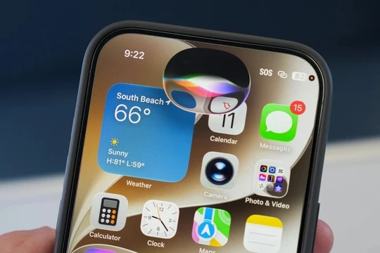Apple âm thầm nâng cấp iOS 27: Siri hỗ trợ đa AI và giao diện camera tùy biến mới