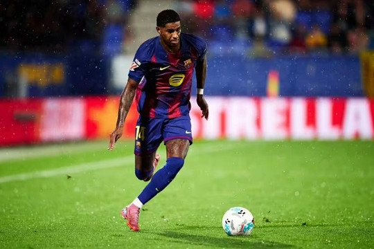 Barca tái khởi động thương vụ Marcus Rashford và động thái cứng rắn của Man Utd với Benjamin Sesko