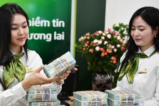 Lãi suất ngân hàng hôm nay 24/6: Nhóm Big4 đồng loạt niêm yết mức 6,8% mỗi năm