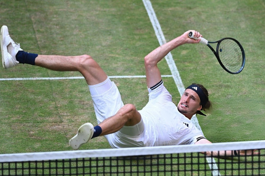 Wimbledon 2026: John McEnroe tin tưởng Jannik Sinner, hoài nghi Alexander Zverev