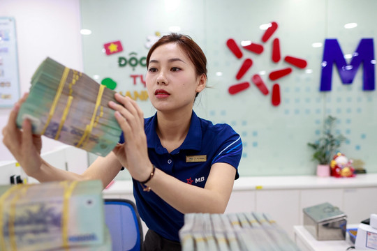 Lãi suất ngân hàng ngày 26/6/2026: MB giảm mạnh 1,8% lãi suất chứng chỉ tiền gửi