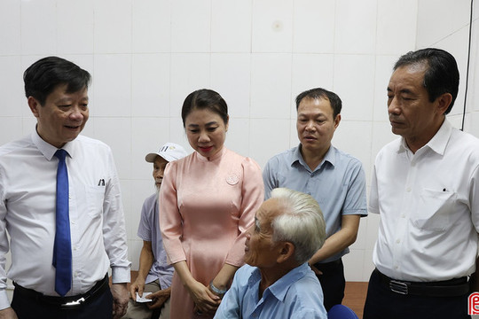 Hà Tĩnh chính thức khám sức khỏe định kỳ miễn phí cho người dân
