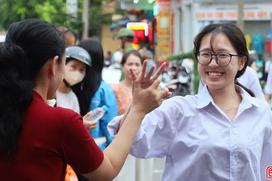 Hà Tĩnh đứng top đầu cả nước về điểm trung bình nhiều môn thi tốt nghiệp THPT