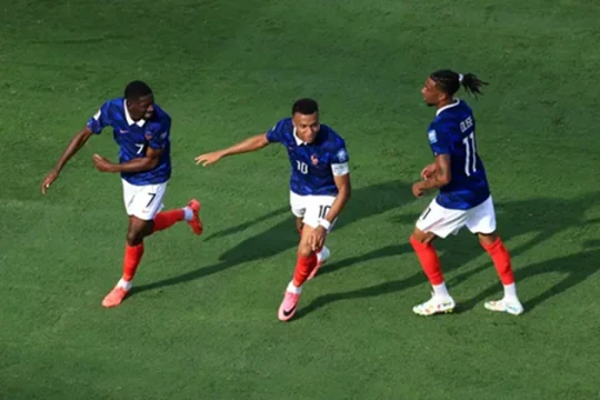 Michael Olise và lời khẳng định từ Willy Sagnol: "Cầu thủ xuất sắc nhất thế giới hiện tại"