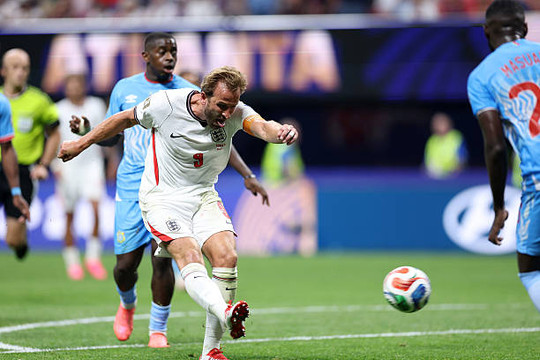 Harry Kane lập cú đúp giúp tuyển Anh ngược dòng thắng 2-1 trước CHDC Congo