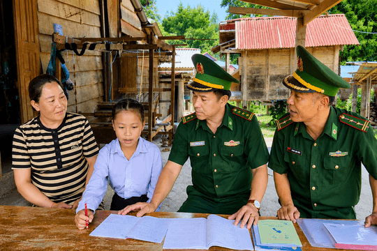 Những nhịp cầu đến trường thắm tình hữu nghị