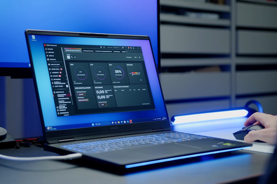 HP Omen Max 16 với RTX 5080 giảm giá 35%: Cơ hội sở hữu laptop gaming cao cấp