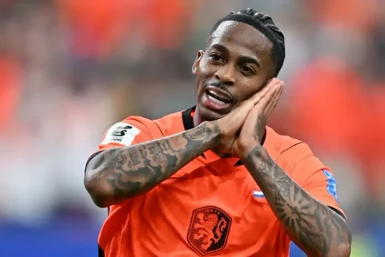 Man Utd đàm phán chiêu mộ Crysencio Summerville: Canh bạc 50 triệu bảng cho hành lang cánh