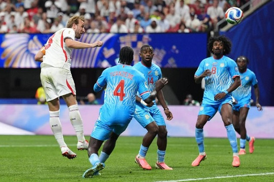 Harry Kane rực sáng giúp tuyển Anh ngược dòng, Anthony Gordon ví von đẳng cấp Messi