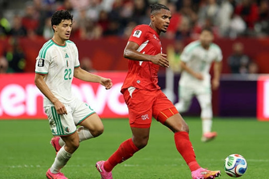 Thụy Sĩ hạ Algeria 2-0: Chấm dứt cơn khát 88 năm tại vòng knock-out World Cup