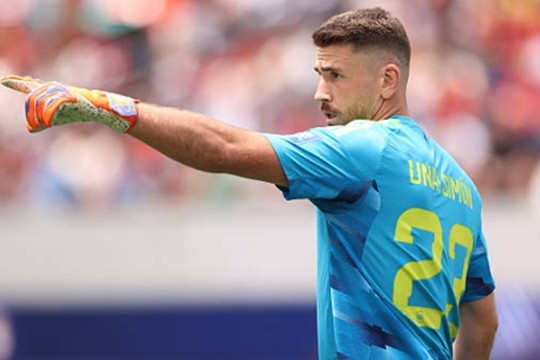 Unai Simon lập kỷ lục World Cup: 519 phút giữ sạch lưới, vượt qua huyền thoại Walter Zenga