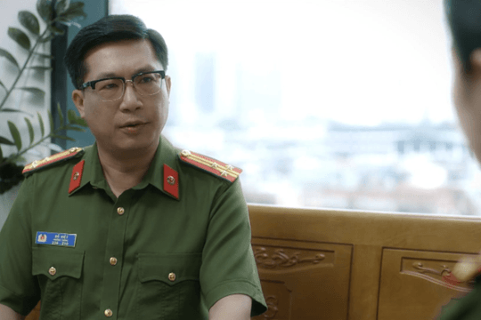 Lửa trắng tập 6: Màn kịch hoàn hảo giúp công an chìm thâm nhập hang ổ Lão Công