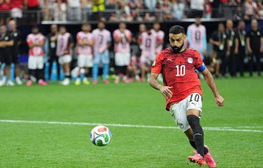 Mohamed Salah và cú Panenka lịch sử đưa Ai Cập vào vòng 16 đội World Cup 2026