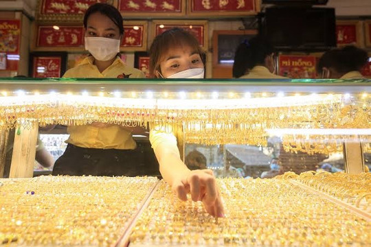 Giá vàng hôm nay 6/7/2026: Giá vàng miếng, nhẫn trơn SJC 9999 và giá vàng thế giới thứ Hai