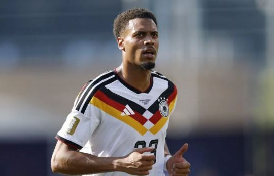 Dortmund hét giá Nmecha 120 triệu euro: Man Utd và bài học đắt giá từ Jadon Sancho
