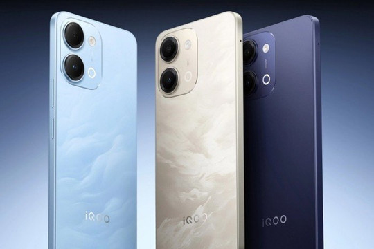 Cận cảnh iQOO Z11i: Smartphone sở hữu pin 6.500 mAh cùng cấu hình tối ưu tầm giá 5 triệu đồng