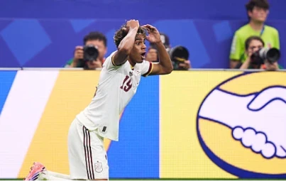 Lamine Yamal và màn ăn mừng cuồng nhiệt khi Tây Ban Nha vào tứ kết World Cup 2026