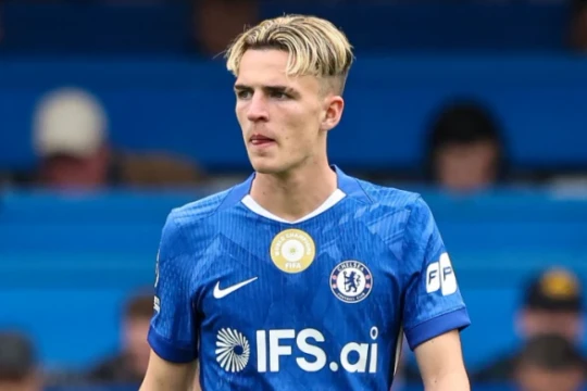 Chelsea tăng tốc gia hạn Jesse Derry: Quyết giữ viên ngọc quý trước Bayern và Juventus