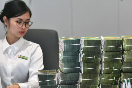Lãi suất ngân hàng hôm nay 9/7/2026: 4 nhà băng niêm yết kỳ hạn 6 tháng từ 7,0%/năm