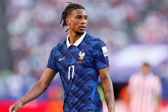 FIFA bác đơn kháng cáo: Michael Olise đối mặt nguy cơ bị treo giò tại bán kết World Cup