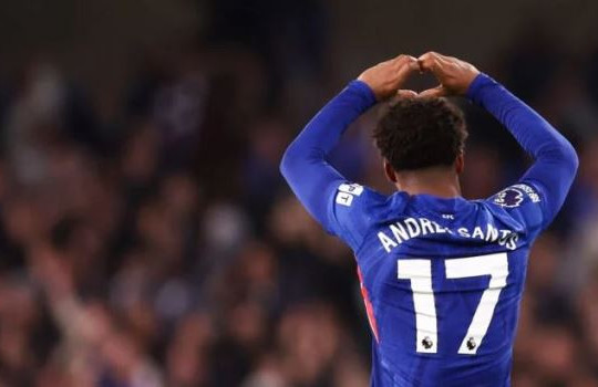 Manchester United chốt xong Andrey Santos: Canh bạc 50 triệu bảng và bài học từ Rasmus Hojlund