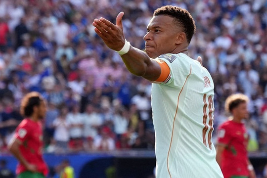 Tuyển Pháp vào bán kết World Cup 2026: Didier Deschamps ca ngợi tấm gương Kylian Mbappe