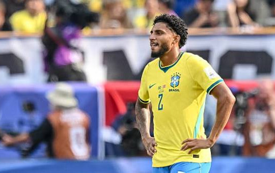 Thương vụ Ederson đến Man United đổ vỡ: Quỷ đỏ quay xe vì lo ngại thể lực