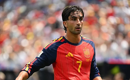 Atletico Madrid tranh Ferran Torres: Toan tính đổi người bom tấn với Barcelona