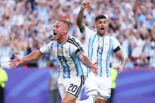 Bán kết World Cup 2026: Tam Sư đối đầu 'binh đoàn' Ngoại hạng Anh của Argentina