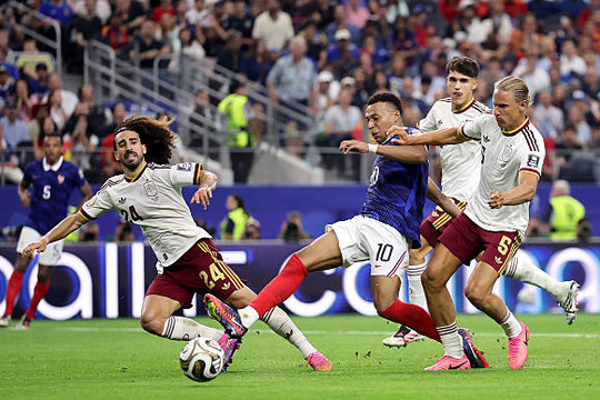Thất bại 0-2 trước Tây Ban Nha: Tuyển Pháp và sự sụp đổ của kỷ nguyên Didier Deschamps