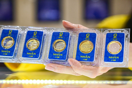 Giá vàng chiều ngày 16/7/2026: Giá vàng SJC chốt giảm từ 300 nghìn đến 700 nghìn đồng/lượng