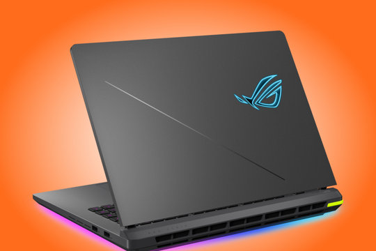 Asus ROG Strix G16 2026 trình làng: Chip Core Ultra 9 290HX Plus và màn hình 300Hz siêu mượt