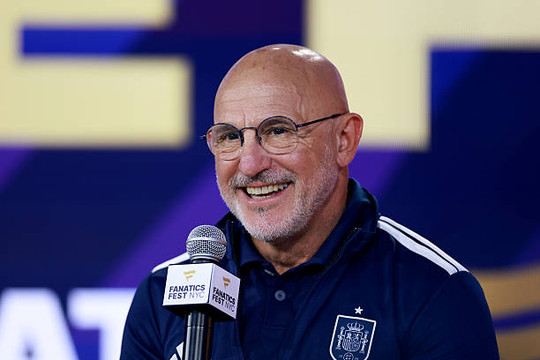 Luis de la Fuente yêu cầu sự nghiêm khắc trước lối chơi của Argentina tại chung kết World Cup