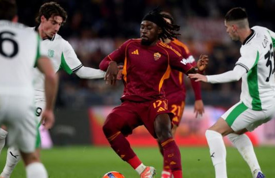 Manchester United quyết chiêu mộ Manu Kone: Lời giải cho bài toán tuyến giữa của Quỷ đỏ