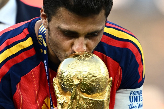 Rodri và sự thống trị tuyệt đối: Quả bóng vàng World Cup 2026 gọi tên 'ông chủ' tuyến giữa Tây Ban Nha