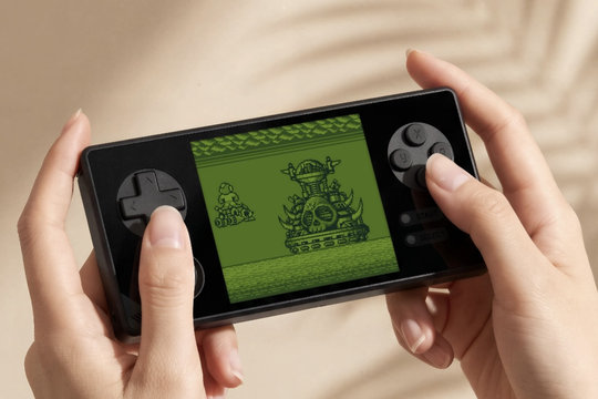 GKD 350H Ultra: Máy chơi game cầm tay vỏ nhôm cùng màn hình siêu sắc nét lộ diện