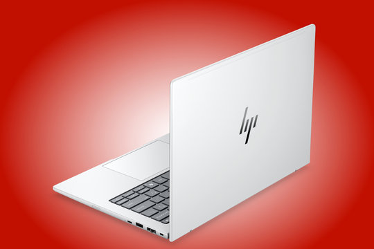 HP EliteBook 8 G2a 14 ra mắt: Chip AMD Zen 5 mạnh mẽ và màn hình siêu sáng 800 nit