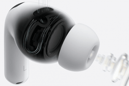 Giải mã công nghệ Spatial Audio trên AirPods Pro 3: Trải nghiệm rạp phim thu nhỏ có thực sự đột phá?