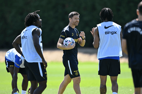 Chelsea thực sự có bao nhiêu cầu thủ?