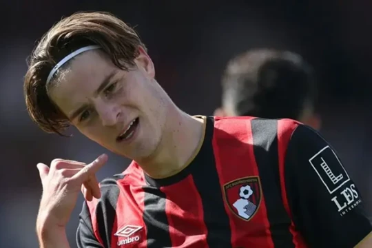 Chelsea quyết tâm chiêu mộ Alex Scott dù bị Bournemouth từ chối lời đề nghị đầu tiên