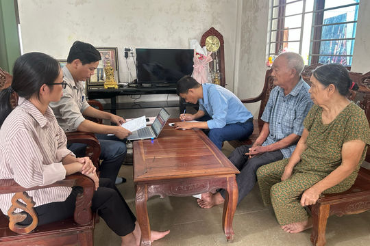 Dịch vụ công lưu động cho người yếu thế ở Hà Tĩnh