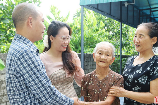 Những mái đầu bạc vẫn ngóng ngày người lính trở về