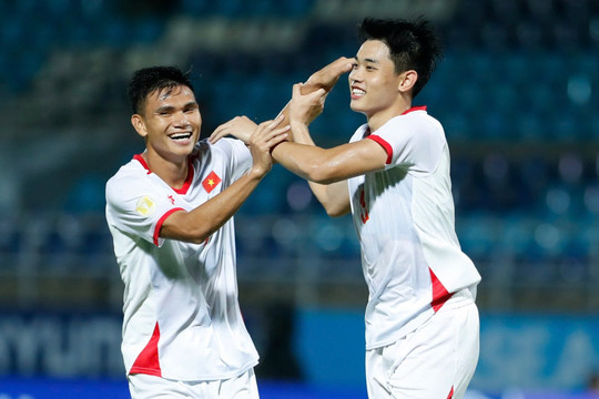 ĐT Việt Nam đè bẹp Timor Leste 7-0 và xác lập loạt kỷ lục lịch sử tại ASEAN Cup