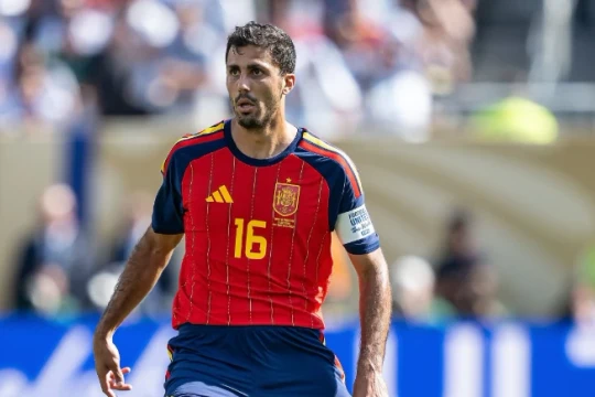 Real Madrid tự tin chiêu mộ Rodri, Man Utd chốt tương lai Bruno Fernandes