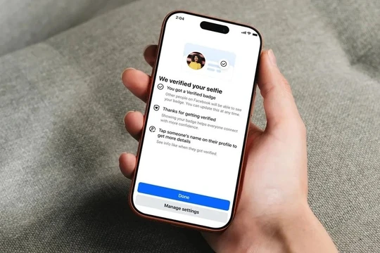 Facebook ra mắt huy hiệu tick trắng miễn phí xác minh người thật qua video selfie
