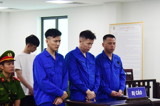 Công an Hà Tĩnh cảnh báo tội phạm buôn bán hàng cấm qua chuyển phát nhanh