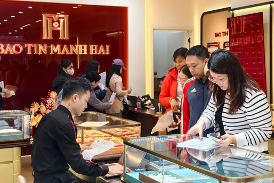 Giá vàng sáng sớm 3/8/2026: Cập nhật giá mua – bán mới nhất lúc 5h00