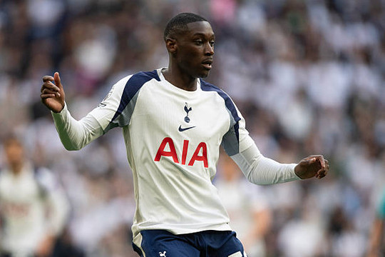 Juventus hoàn tất thương vụ bom tấn Randal Kolo Muani từ PSG với giá 50 triệu euro
