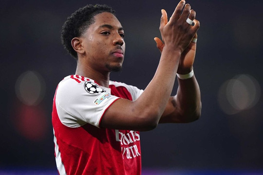 MU muốn chớp thời cơ chiêu mộ tài năng trẻ Myles Lewis-Skelly từ Arsenal